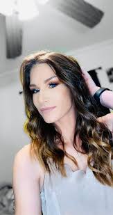 Steph (@sjonesie777)