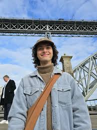 Hi Reader! I am looking for a room/studio (preferably) for myself (28 years  old woman, employed full time, single, and a cat lover) in Amsterdam. My  budget is 800 EUR. If you