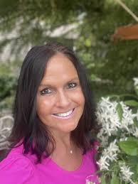 Marylou Gold Keller Williams, 2401 E Empire St, Ste B, Bloomington, IL  61704, US