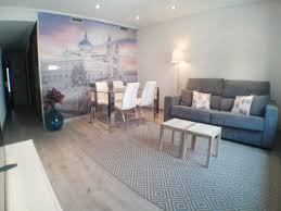 Dispone de un dormitorio, salón comedor, baño completo, cocina amueblada y. Apartamento Viva Madrid Vivarental Com