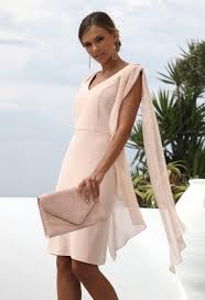 Abito cerimonia mamma sposo, abito mamma sposa vestito cerimonia donna disponibile presso gente e moda tel: La Mamma Della Sposa Elegante E Chic La Fata Madrina Alessandra Cristiani