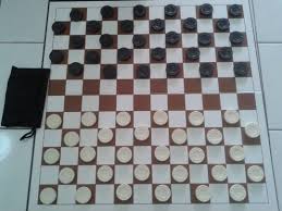 Hago selalu berinovasi dengan berbagai genre game yang keren keren semuanya. Chess Equipment Set Dam Aji Dam Haji