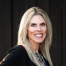 Tina West's Instagram, Twitter & Facebook