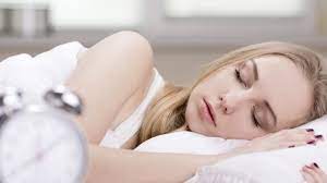 How long should you wait between eating dinner and going to bed to sleep? 7 Important Things Successful People Do Before Bedtime Inc Com