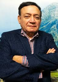 Homenaje al Doctor Kenneth Delgado Santa Gadea