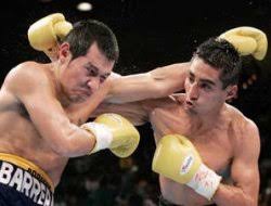 Аскрен выступает в весовой категории cruiserweight (первый тяжёлый вес). Morales I Barrera Na Grani Chetvyortoj Vojny