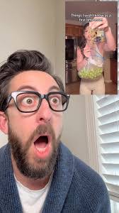 Gina Snelling's Instagram, Twitter & Facebook