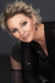 Jana Berg's Instagram, Twitter & Facebook