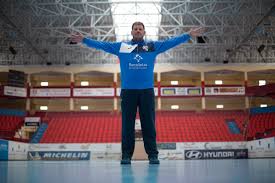 Photo_camera el portero alicantino diego moyano, en su última visita a o gatañal, en diciembre de 2015 en las filas del. Javi Diaz Entra En La Historia Del Balonmano Nacional Con 500 Partidos Disputados En Liga Asobal Noticias Club Balonmano Atletico Valladolid