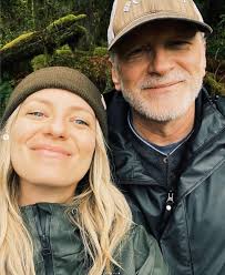 Unpacking the Gift of Prophecy with Eric Janzen Our guest today is author Eric  Janzen. Eric is probably best known for his high fantasy fiction books.  He's written a trilogy called The