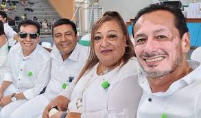 Amigos de la marinera y el tondero del Peru entero desde Tumbes hasta Tacna  necesitamos apoyar a Lola Fernandez Reynaga quien da su vida en la  enseñanza de la Marinera y el