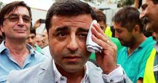 Selahattin demirtaş kimdir, hayatı ve biyografisi. Selahattin Demirtas In Tutukluluk Hali Surecek Son Dakika Haberler