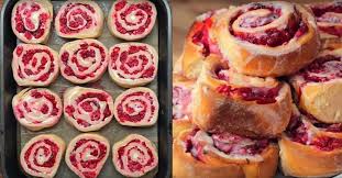 Brioches Chaudes Aux Framboises Faites Maison De A A Z Raspberry Buns Bun Recipe Twisted Recipes