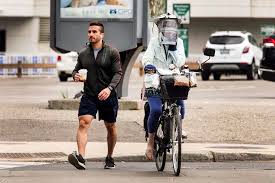 Outdoor amenities that will be allowed to resume on may 22 include parks, recreation areas, baseball diamonds, basketballs courts, and archery ranges. Today S Coronavirus News To Reopen Ontario Must See Less Than 500 To 600 New Covid 19 Cases A Day Consistently Province Reports 1 135 Cases 316 In Toronto The Star