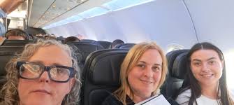 Karla, Laura & Sandra headed to London Heathrow this weekend to take part  in seminar with Chiropractors and CA's from around the globe. We also got a  chance to celebrate Sandra birthday