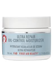 House beautiful delivers cleaning tips and practical storage advice to declutter your home and keep it looking great First Aid Beauty First Aid Beauty Oil Control Moisturizer Gesichtscreme Zalando De