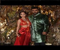 Malaika, started her career as a model and later ventured into television industry, were she was selected as a vj and interviewer, in mtv. My Sunshine Malaika Arora S Birthday Post For Boyfriend Arjun Kapoor Will Make You Fall In Love See Post Here