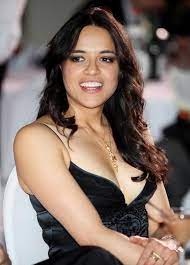 Michelle Rodriguez Bra Size And Body Measurements Michelle Rodriguez Beautiful Smile Women Michelle
