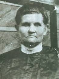 Martha Alger's Instagram, Twitter & Facebook