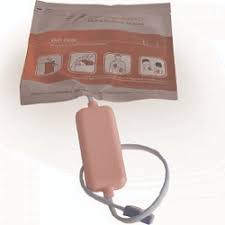 Με νέα διφασική λειτουργία παλμού current controlled defibrillation. Apinidwtes Mobiakcare