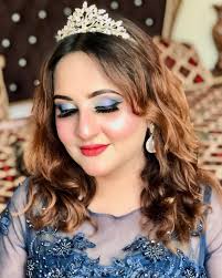 Wedding Makeup Looks series: Celestial Blue 💙 This look was so difficult  to create because I wanted to centre it around the Eyelights Cosmic Crystal  shade SPHYNX but all my eyeshadow palettes