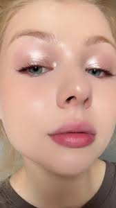 Douglas Essential Eyes and Lips