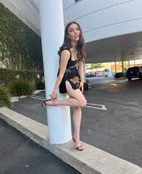 Grace Caroline Currey Nude Pics and Porn 2023 - Scandal Planet