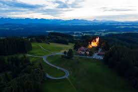 The german association with its magazine impulse is a vital enabler for community building for german speaking people in singapore. Wanderzeit Im Pfaffenwinkel Reise Stories