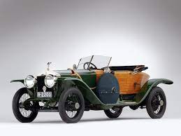 The nautical inspired design is the work of the marque's new coachbuild division. Coachbuild Com Schebera Rolls Royce Silver Ghost Boat Tail Skiff 54pb 1914
