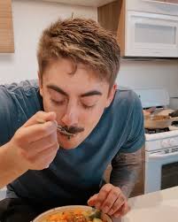 VEGAN MEXICAN ALBONDIGAS SOUP! Who else grew up eating this comforting  mexican dish 😍 #ad I Used @purefarmland plant-based protein starters to  swap out meat for this hearty Mexican meatball soup! You ...