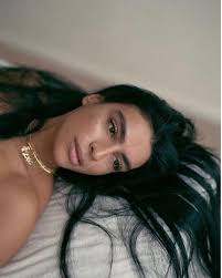 Sevdaliza height, weight, age, boyfriend, facts, biography. 8 Sev Ideas Beautiful People Fun To Be One Pretty People
