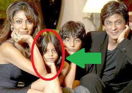 He married gauri khan on 25 october 1991. Wow 4 Foto Terbaru Anak Perempuan Shah Rukh Khan Yang Betul Betul Bikin Lelaki Teruna Gila Dulu Masa Kecik Comel Dah Besar Lain Pula E