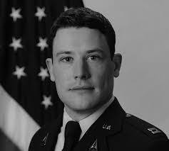 Kristin Stoops's Instagram, Twitter & Facebook