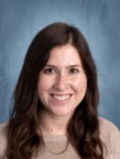 Courtney Trainor's Instagram, Twitter & Facebook