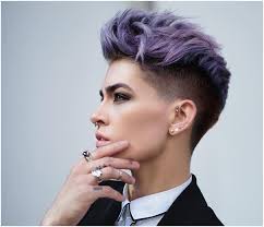 The hair stylists have often been spotted with this uniquely creative look and now can you. Great Hairstyles Undercut Women Can Try To Make A Real Statement Glaminati Com Model Bk
