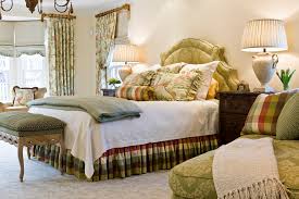These elegant bedroom ideas will have impact. Sophisticated Feminine Bedroom Designs 18 White Color Decorating Room Ideas Bedroom Luxurious This Bed Sis Under A Wooden Pallet Canopy Adding A Contemporary Feel To The Area Kumpulan Alamat Grapari Telkomsel Dan Alamat Bank