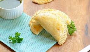 Pizza Empanadas Pastel De Forno Com Recheio De Pizza Rezept Con Carne