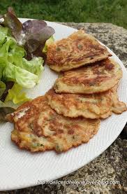 Galettes De Legumes Les Delices D Helene En 2020 Galette Legumes Repas Sans Viande Recette A Base De Legumes