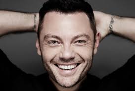 Download biagio antonacci best of (cd 1) mp3 album. Italian Music Reaction Gianna Nannini Tiziano Ferro Biagio Antonacci Review Mazigaan