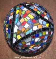 7 mosaic garden art ball. 5 Diy Garden Bowling Ball Designs Garden Lovers Club Mosaic Bowling Ball Bowling Ball Art Mosaic