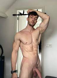 Archive/Dongs 2021 - No.349439 - This sexy gay guy with tons of hot pics on  Twitter. He also - male general