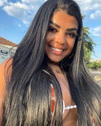 Aline Figueredo (@alineindiiaa) • Instagram photos and videos