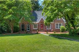 1015 S Belvedere Ave Gastonia Nc 28054 Home For Sale And Real Estate Listing Realtor Com Belvedere House Styles Real Estate Listings