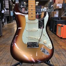 The new fender american ultra series represents fender's most advanced series of guitars and basses to date. Fender American Ultra Stratocaster Mocha Burst W Hard Case