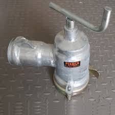 Check spelling or type a new query. Valve Opening Elbow For Band Latch Or Ringlock Irrigationsupplyparts Com Irrigation Fittings Camlock Ringlock Drip Irrigation Valves Gauges