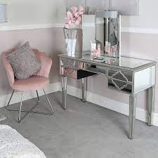 Ø±Ø·ÙØ¨Ø© Ø¨Ø¹ÙØ§ÙØ© Ø­ØµØ§Ø© Velvet Dressing Table Chair Outofstepwineco Com Browse through the wide range of french painted dressing table cerise pink products we have discovered, and with low and windsor pink french velvet lion knocker dining chair with chrome legs. velvet dressing table chair