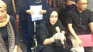 Tersangka y ditahan sejak 13 maret 2021, yang kemudian menderita sakit bahkan sempat menjalani perawatan di rs bhayangkara pontianak, kata kapolres sekadau akbp k tri panungko di. Kronologis Rachmawati Soekarnoputri Meninggal Dunia Pagi Pagi Di Jakarta Suara Jakarta