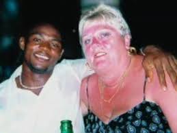 Nečakaný rozchod Tůmu a Pociskovej, paroháč Cmorik, či odkopnutý čerstvý  otec Nikodým: Najšokujúcejšie rozchody roku 2015!