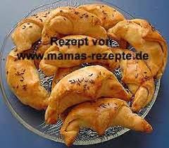Schinkenhornchen Mamas Rezepte Mit Bild Und Kalorienangaben Rezepte Schinkenhornchen Lebensmittel Essen