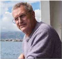 The Obsessed, Feuding Searchers Still Looking for Amelia Earhart